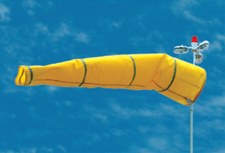 Foto Birutas Direcionadores de Vento com Iluminação Externa